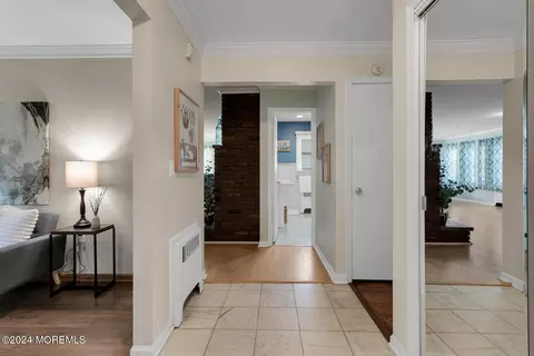 28 Crescent Pl, Matawan, NJ 07747 photo 5