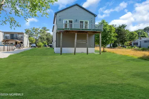 Exterior - 23 Dock Ave, Waretown, NJ 08758 photo 7 of 19