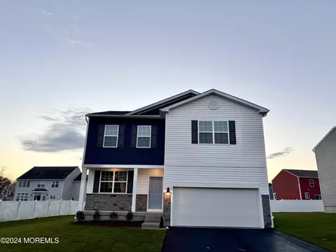 5 Outsail Ave, Barnegat, NJ 08005