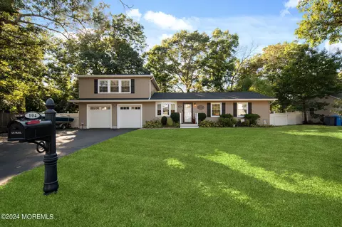 104 Liberty Ave, Manahawkin, NJ 08050