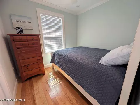 Bedroom - 32 E Surf Way, Lavallette, NJ 08735 photo 6 of 7