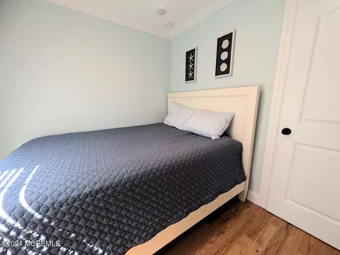Bedroom - 32 E Surf Way, Lavallette, NJ 08735 photo 5 of 7