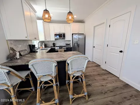 Kitchen - 32 E Surf Way, Lavallette, NJ 08735 photo 3 of 4