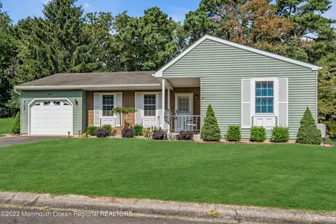 20 Auburn St #54A, Whiting, NJ 08759