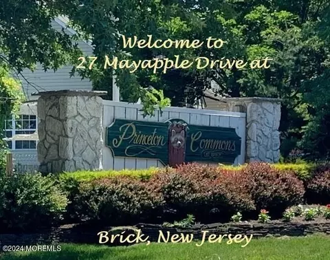 27 Mayapple Dr, Brick, NJ 08724