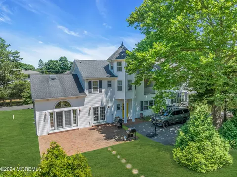 95 W Palmer Ave, West Long Branch, NJ 07764