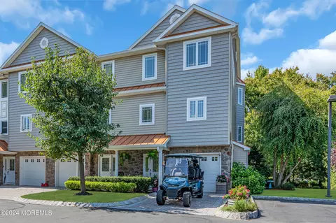 553 Atlantic Ave #1, Matawan, NJ 07747