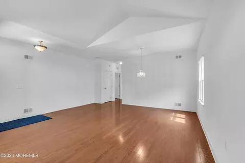 28 Avalon Way, Waretown, NJ 08758 photo 7