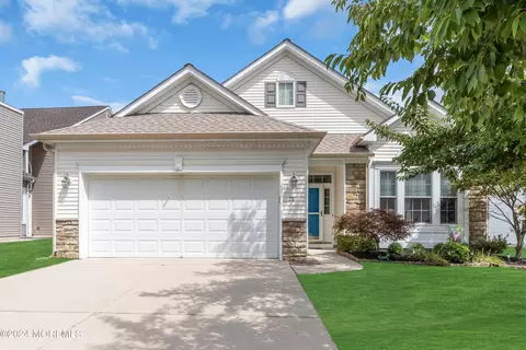 28 Avalon Way, Waretown, NJ 08758