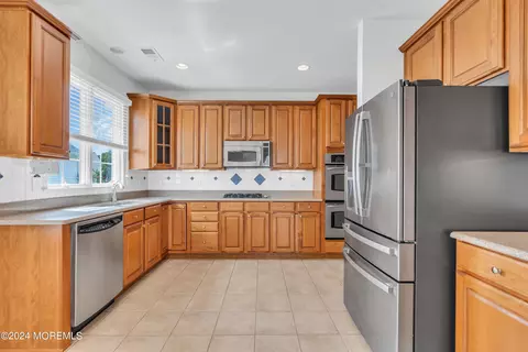 28 Avalon Way, Waretown, NJ 08758 photo 9