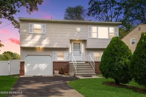 117 Elmwood Ave, Atlantic Highlands, NJ 07716