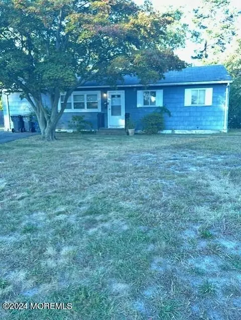 23 Hollywood Dr, Brick, NJ 08723