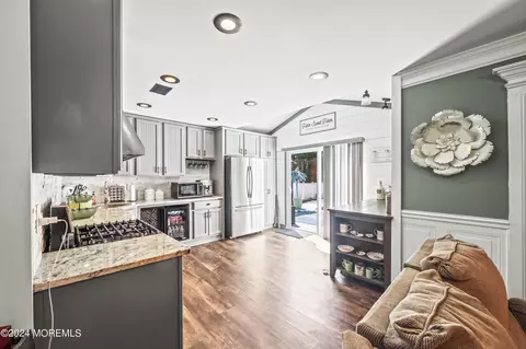Kitchen - 121 Atrium Dr, Brick, NJ 08723 photo 4 of 4