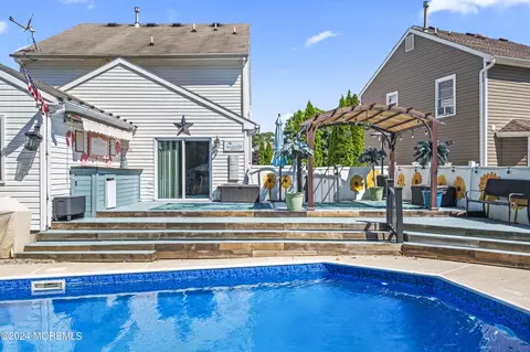 Other - 121 Atrium Dr, Brick, NJ 08723 photo 5 of 7