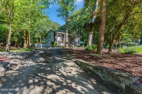 Exterior - 15 Deer Path, Holmdel, NJ 07733 photo 2 of 10
