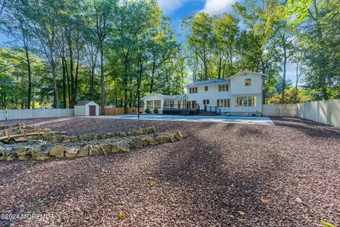 Exterior - 15 Deer Path, Holmdel, NJ 07733 photo 5 of 10