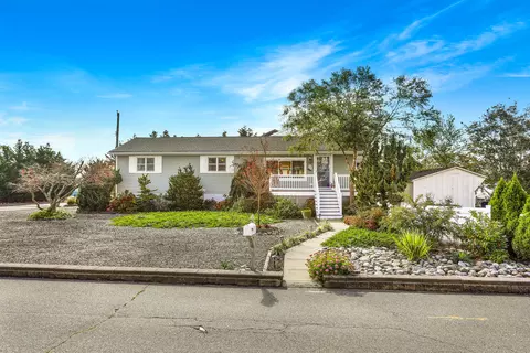 77 Jib Ln, Brick, NJ 08723