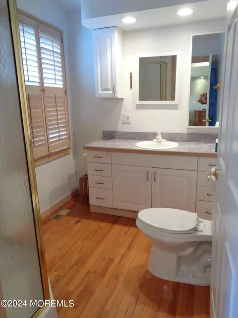 401 Springfield Ave, Pine Beach, NJ 08741 photo 9