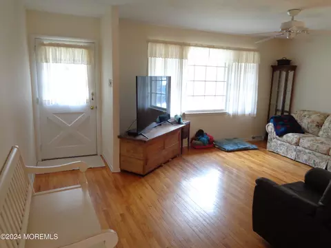401 Springfield Ave, Pine Beach, NJ 08741 photo 11
