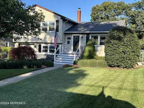 117 Pine St, Toms River, NJ 08753