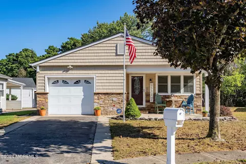 Other - 4 Lagos Ct, Berkeley, NJ 08721 photo 1 of 20