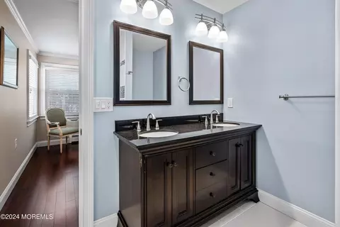 Bath - 4 Lagos Ct, Berkeley, NJ 08721 photo 4 of 4