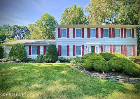 23 Cold Indian Springs Rd, Ocean, NJ 07712
