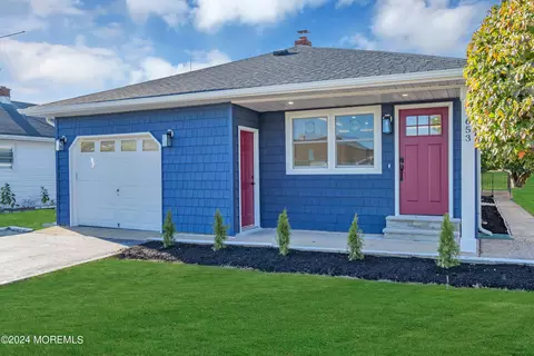 653 Jamaica Blvd, Toms River, NJ 08757