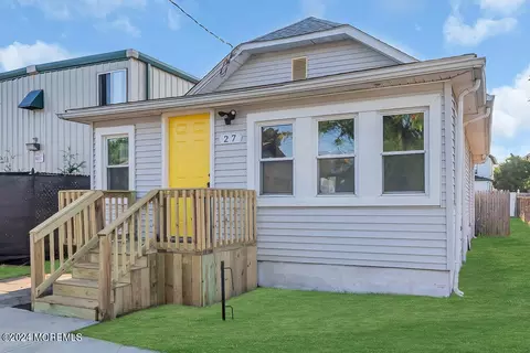 27 Randall Pl, Keansburg, NJ 07734