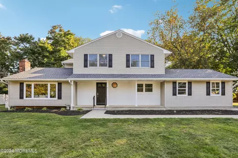 41 Four Winds Dr, Middletown, NJ 07748