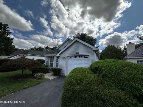 101 Almond Rd, Freehold, NJ 07728