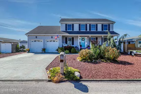 1223 Borealis Ct, Forked River, NJ 08731