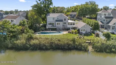 433 River St, Oceanport, NJ 07757