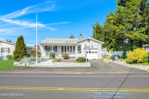 3503 River Rd, Point Pleasant, NJ 08742