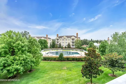132 Oval Rd, Manasquan, NJ 08736