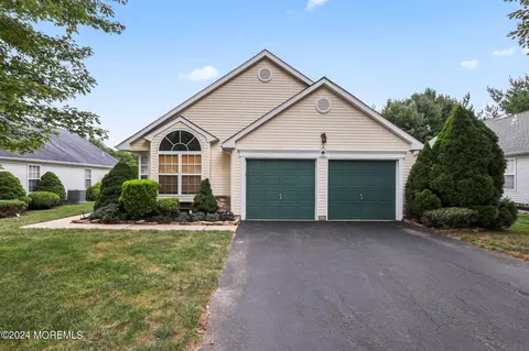 2684 Lancaster Ln, Toms River, NJ 08755