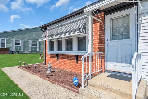 20 Spring St # A, Whiting, NJ 08759 photo 3