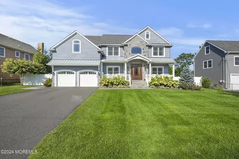 638 Woodland Ave, Brielle, NJ 08730