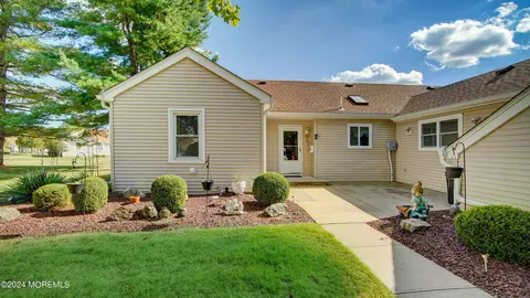 13 Zacatin Rd #A, Freehold, NJ 07728