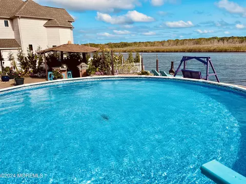 Exterior - 746 S River Dr, Forked River, NJ 08731 photo 7 of 25