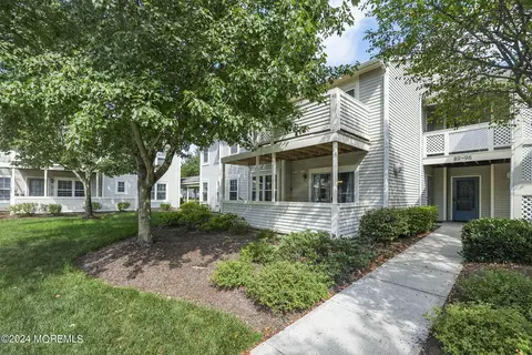89 Briarwood Ct, Howell, NJ 07731
