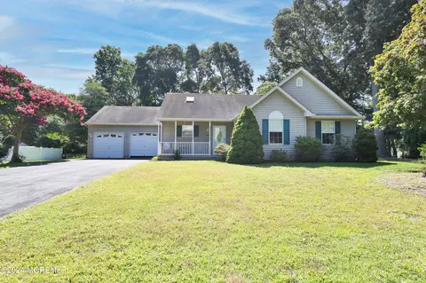 24 Sherwood Dr, Little Egg Harbor, NJ 08087