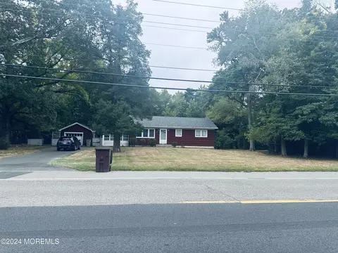 92 Butler Blvd, Bayville, NJ 08721