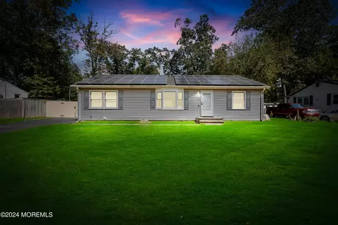 307 Rhode Island Rd, Browns Mills, NJ 08015