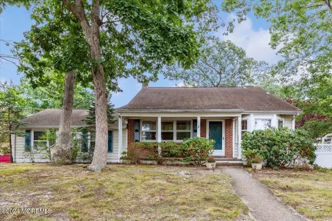 106 Forest Rd, Brick, NJ 08724
