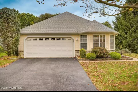 3256 Flagstone Ct, Toms River, NJ 08755