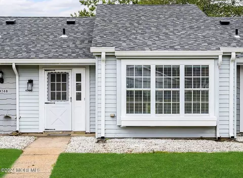 458 Andover Ct # C, Manchester, NJ 08759