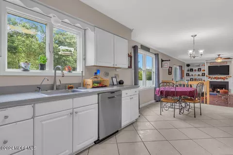 2 Solomon Ct, Jackson, NJ 08527 photo 19