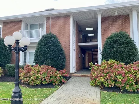 534 Washington Blvd #5, Sea Girt, NJ 08750