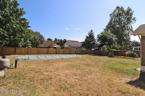 Exterior - 112 E Lacey Rd, Forked River, NJ 08731 photo 1 of 7